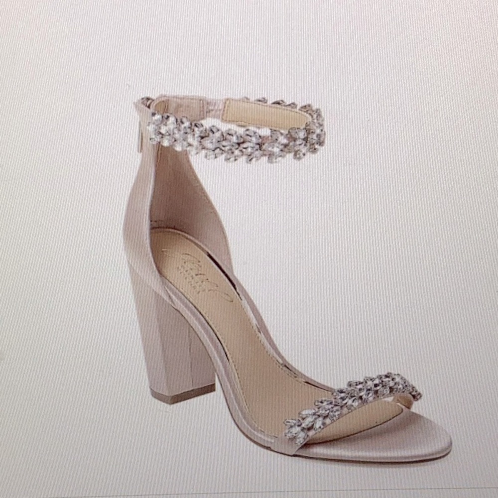 Jewel Badgley Mischka Women Mayra Block Heel Dress Sandals champagne Satin